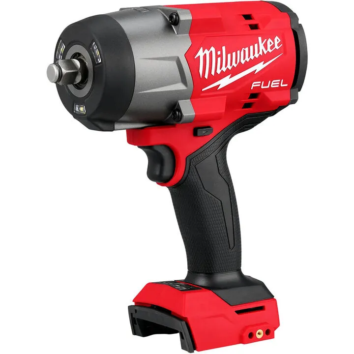 Milwaukee M18 Professional Power Bundle: XC8.0 Starter Kit, Impact Wrench & Tire Inflator 12
