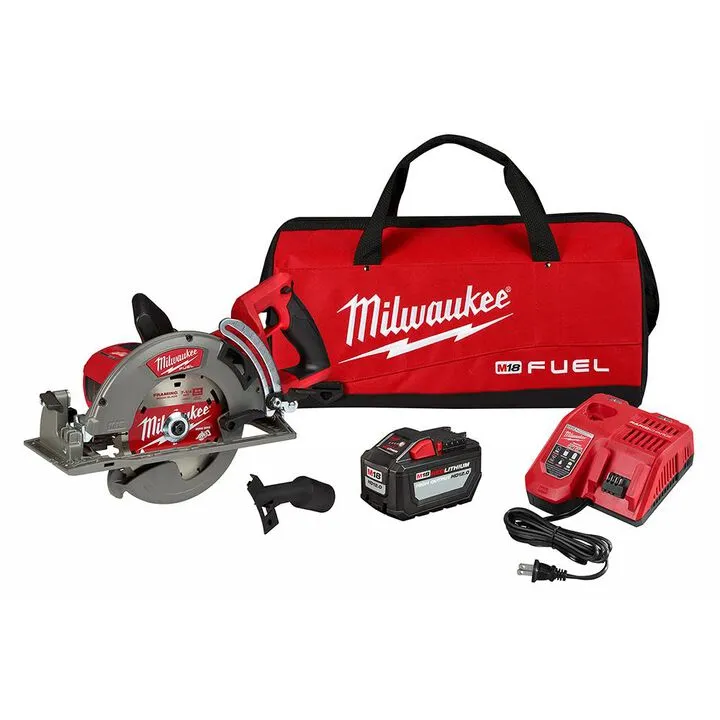 Milwaukee M18 FUEL Rear Handle 7-1/4 in. Circular Saw Kit