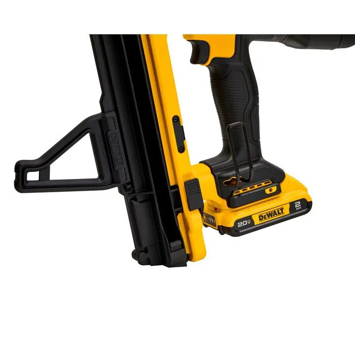 DEWALT 20V MAX XR Trak-It C6 Gas Nailer Kit - Professional Performance & Reliability 3