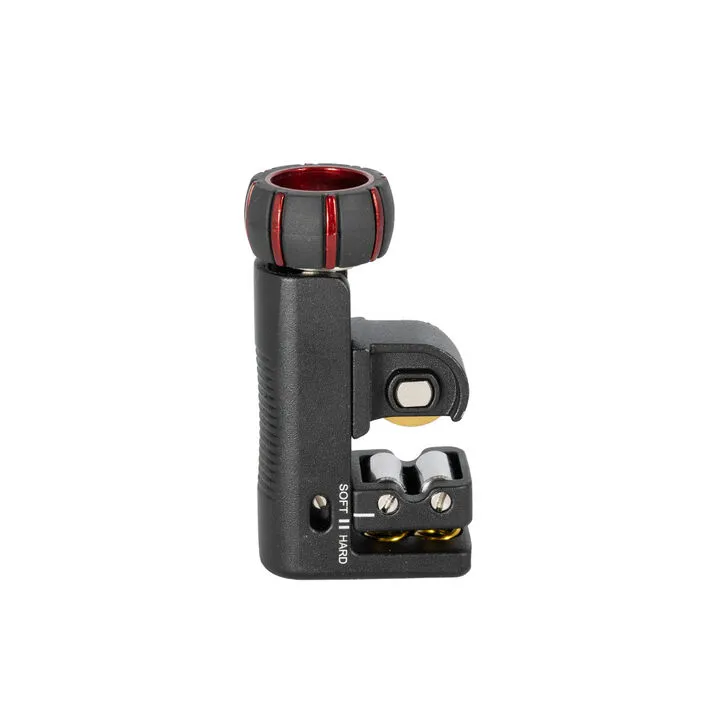 MalcoEdge TC1010 1/8 to 7/8 Inch Professional Tube Cutter 1
