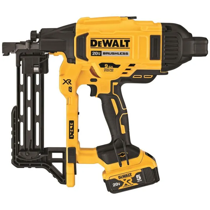 DEWALT 20V MAX XR 9GA Cordless Fencing Stapler Kit 1