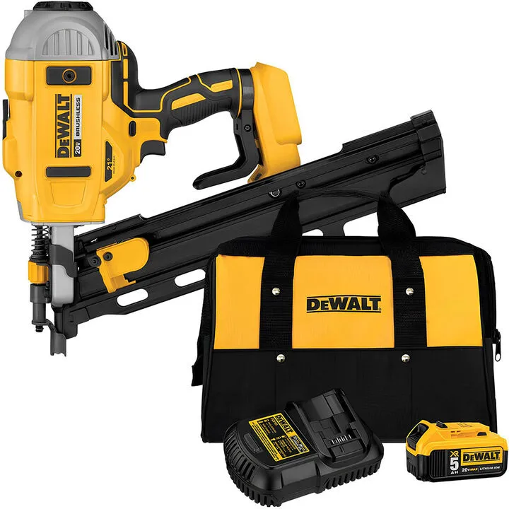 DEWALT 20V MAX 21 Degree Plastic Collated Framing Nailer - Professional Performance Bundle