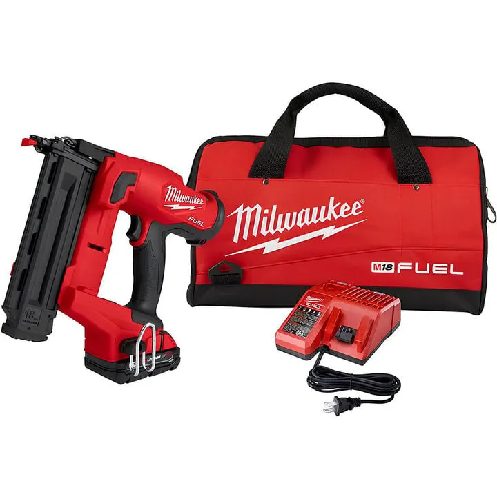 Milwaukee M18 FUEL 18 Gauge Brad Nailer Kit (Reconditioned)