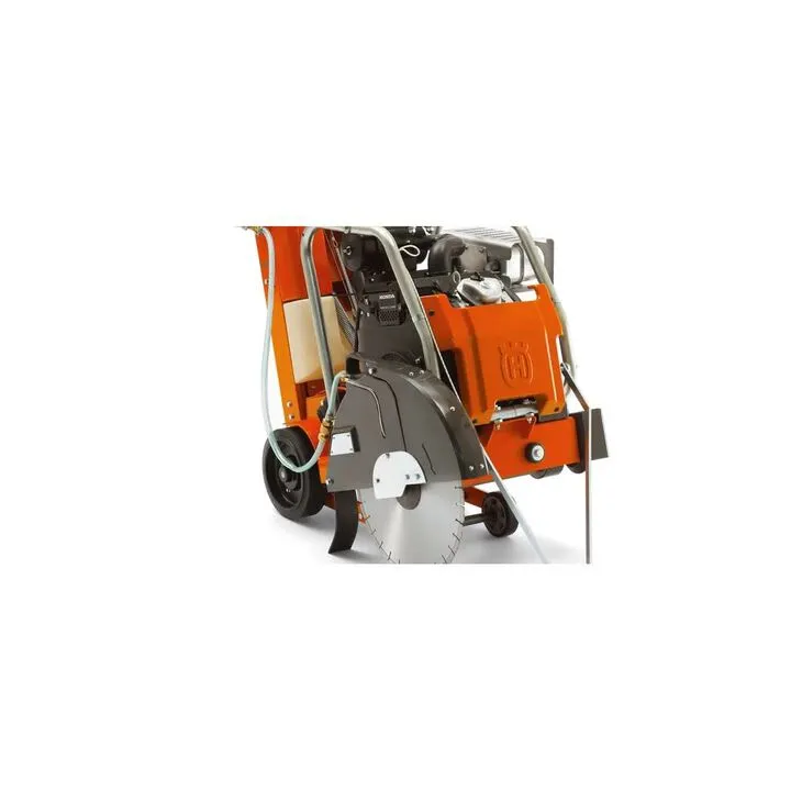 Husqvarna Construction 24in 20.8HP Petrol Engine Powered Flat Saw 1